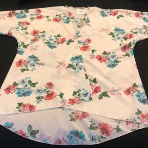 NWT Ivory Floral Kimono, size Small